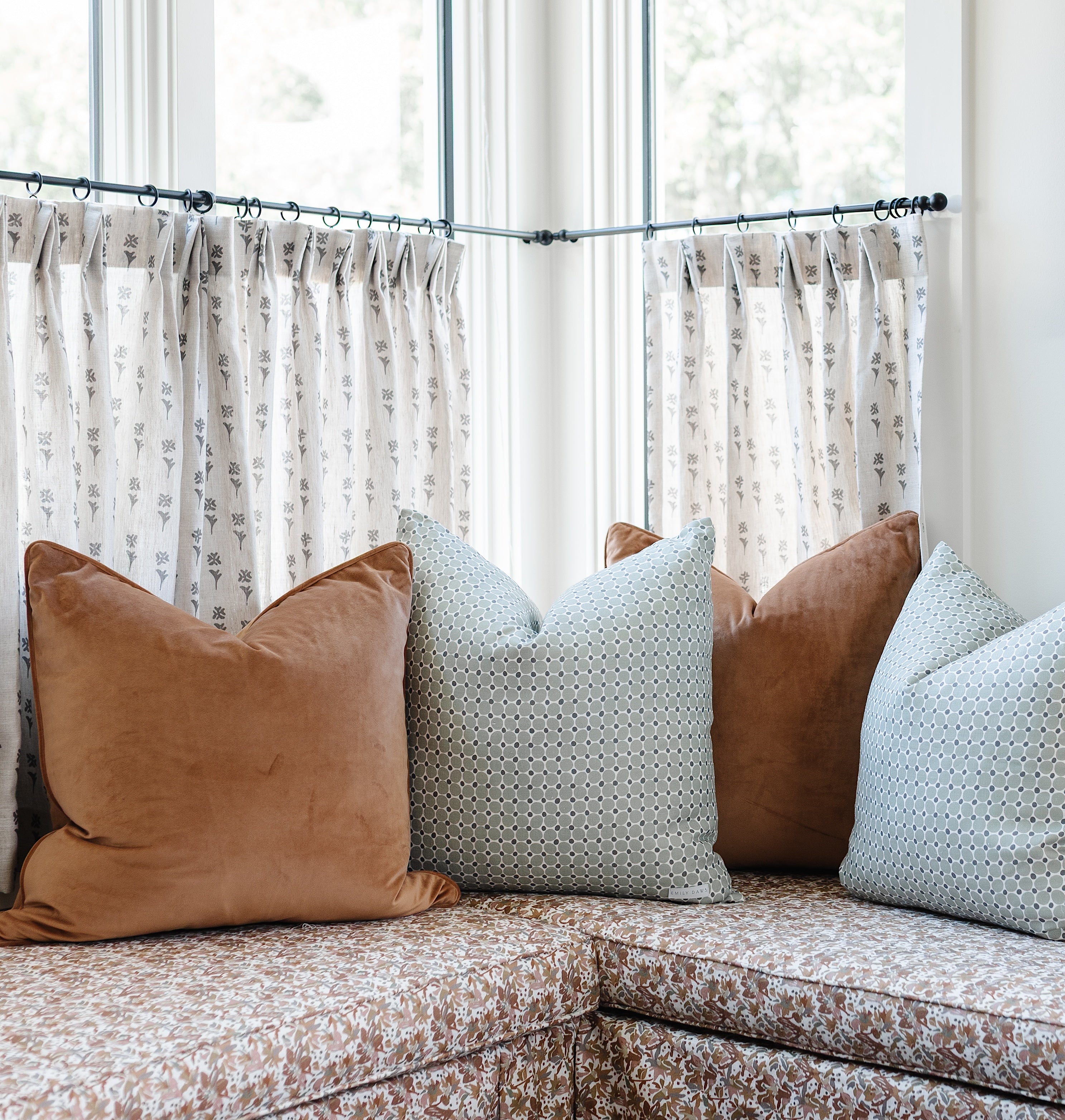 Daffodil fabric in Dusk by Emily Daws styled in an interior β Flora Collection