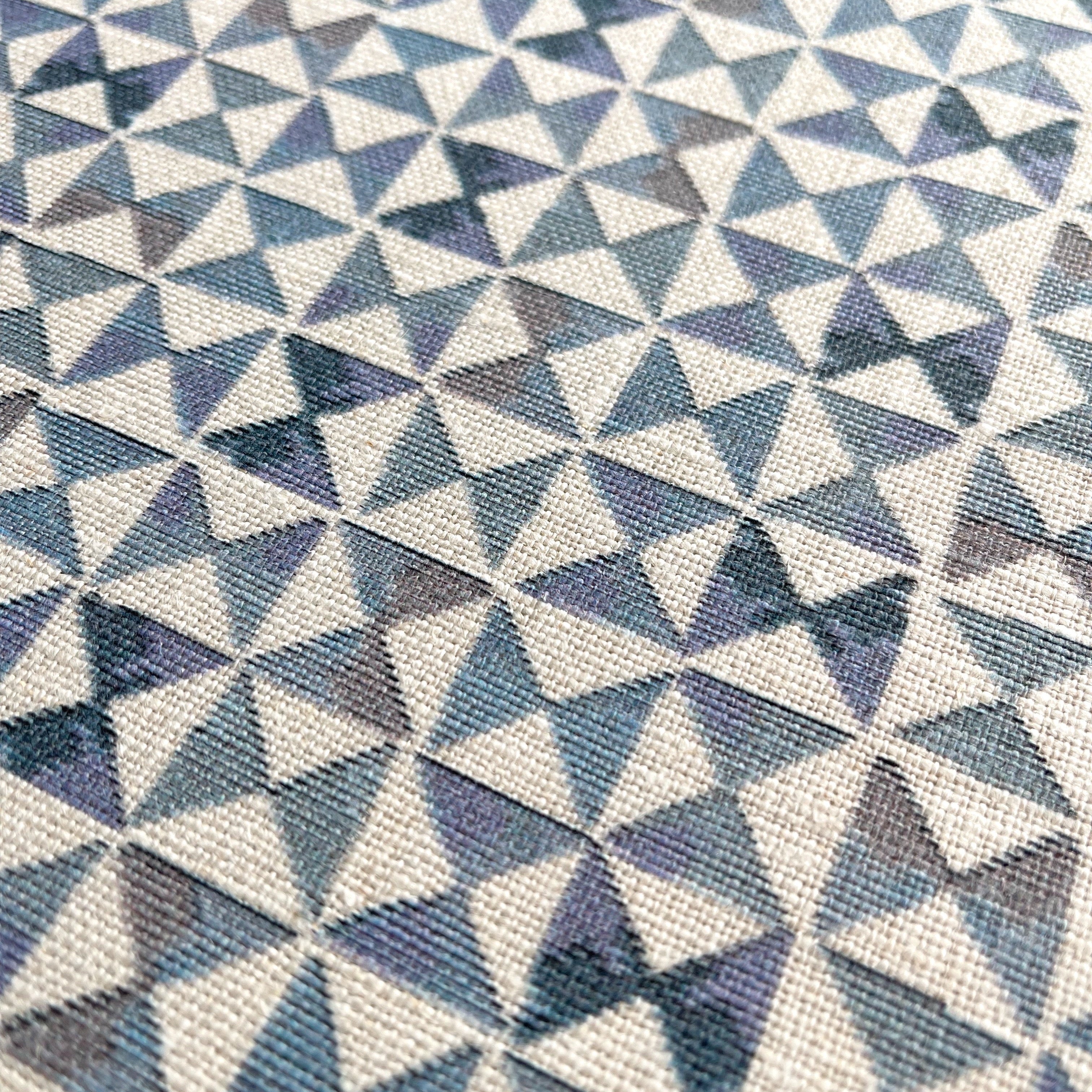Kaleidoscope pillow in Iris – close-up of natural linen and pattern from the Fauna Collection