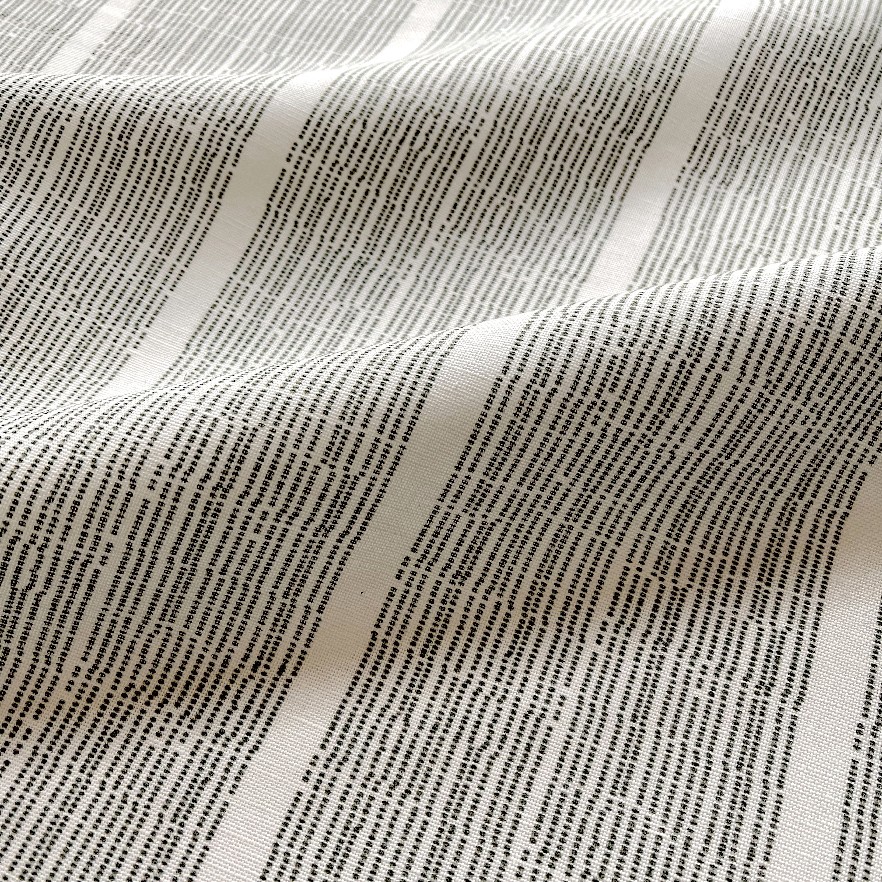 Sandbar Pillow in Jet