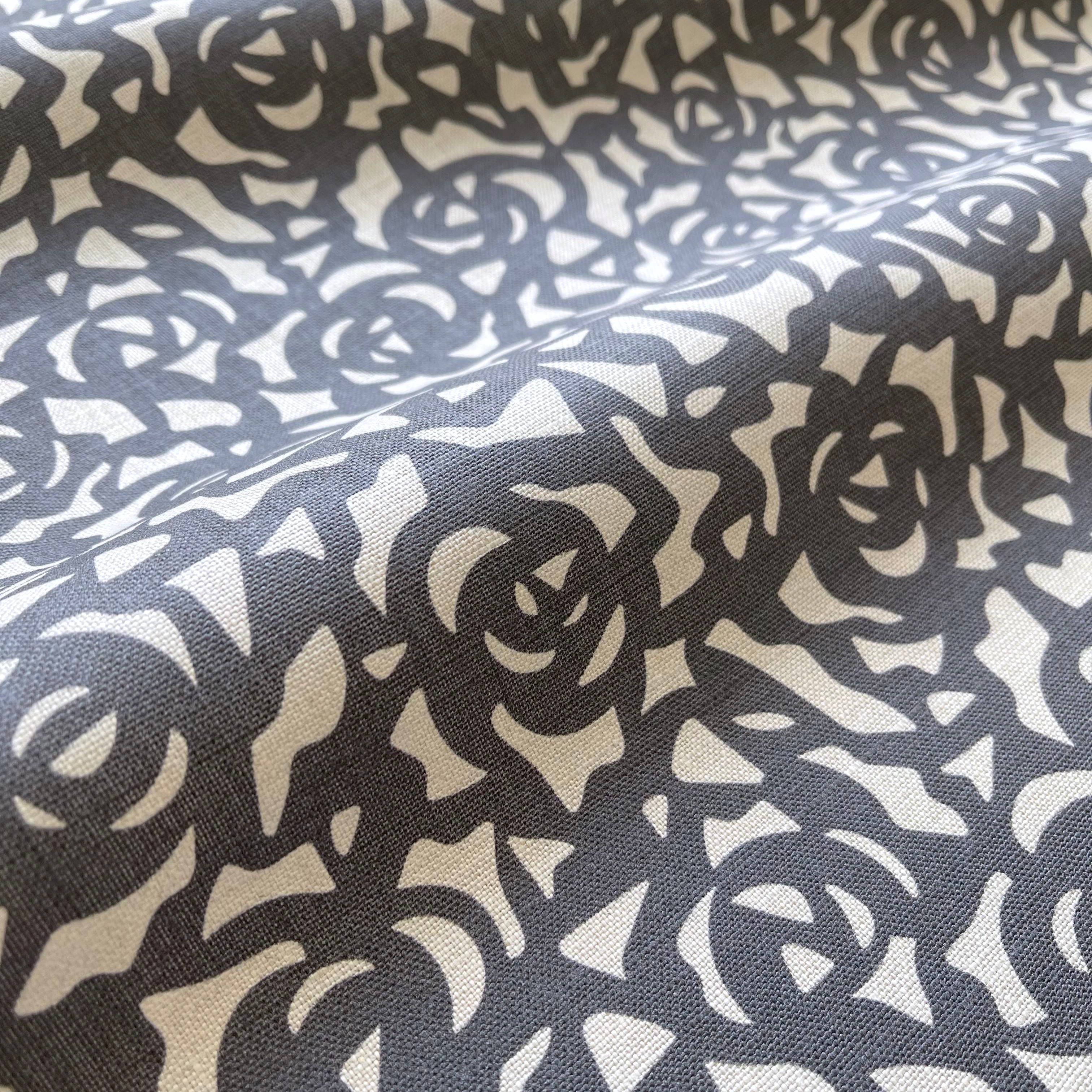 Gardenia pillow in Indigo – close-up of the fabric texture and pattern on linen backing