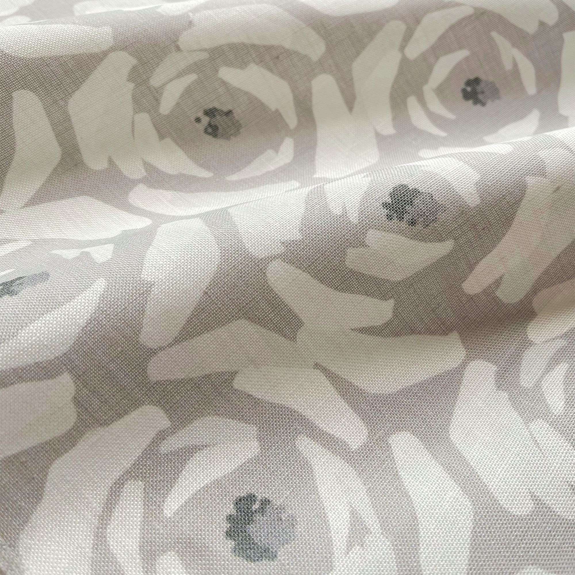 Magnolia fabric in Natural by Emily Daws – close-up view showcasing linen texture and design – Charleston fabric by the yard for interiors