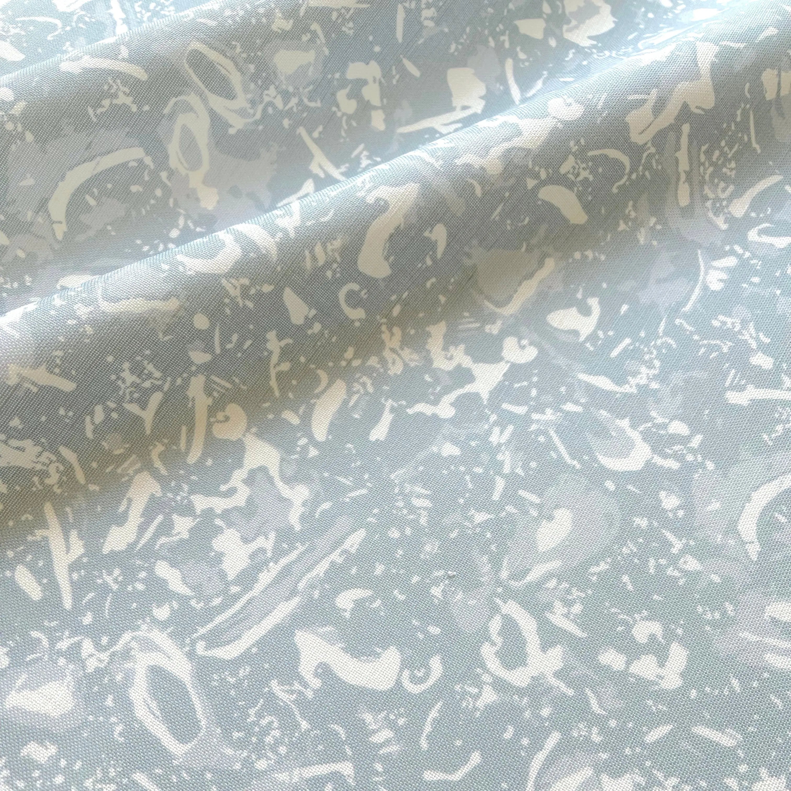 River Reef fabric in Piazza by Emily Daws — close-up detail of Belgian linen, Waterways Collection
