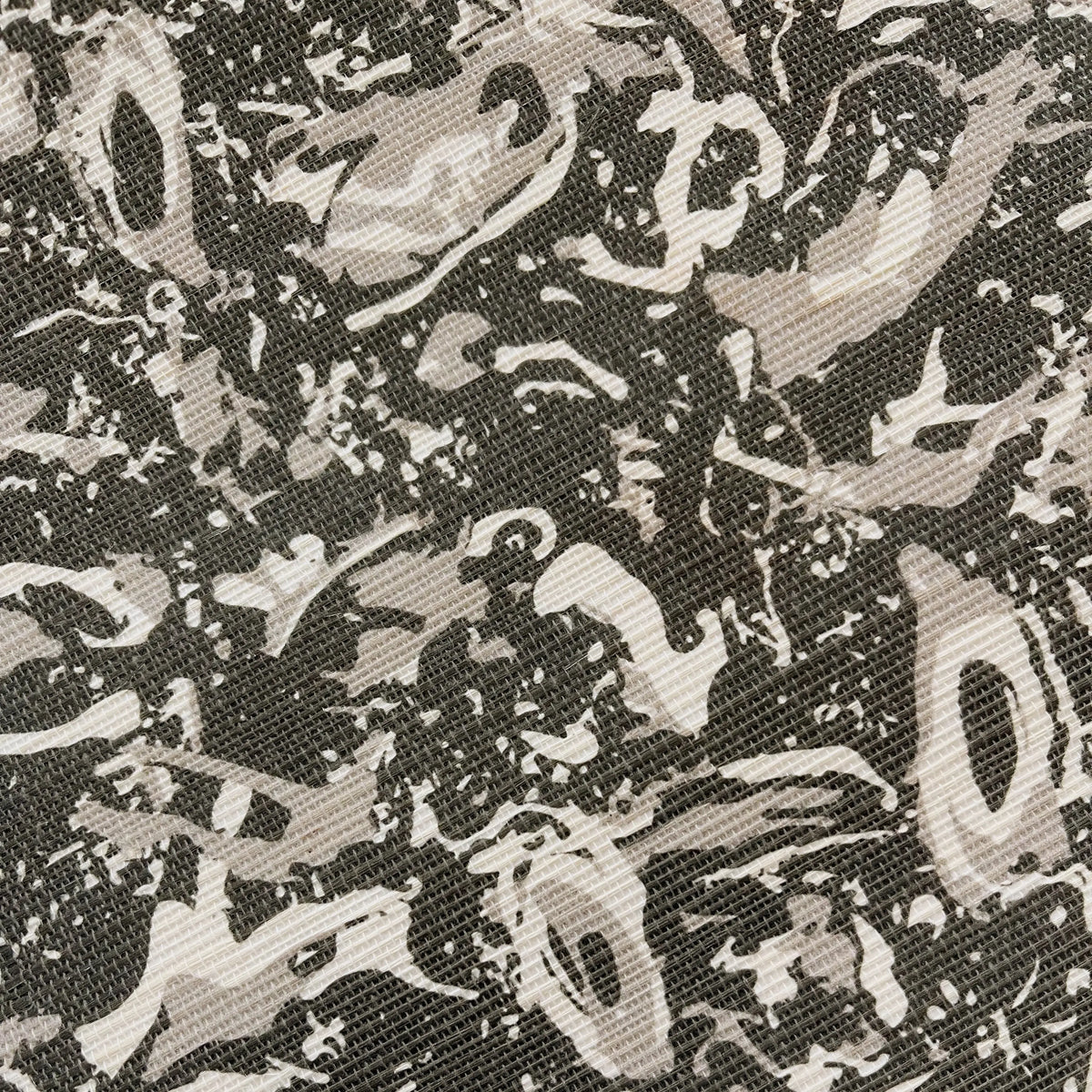 River Reef wallpaper in Coal – close-up showing texture and tone of design