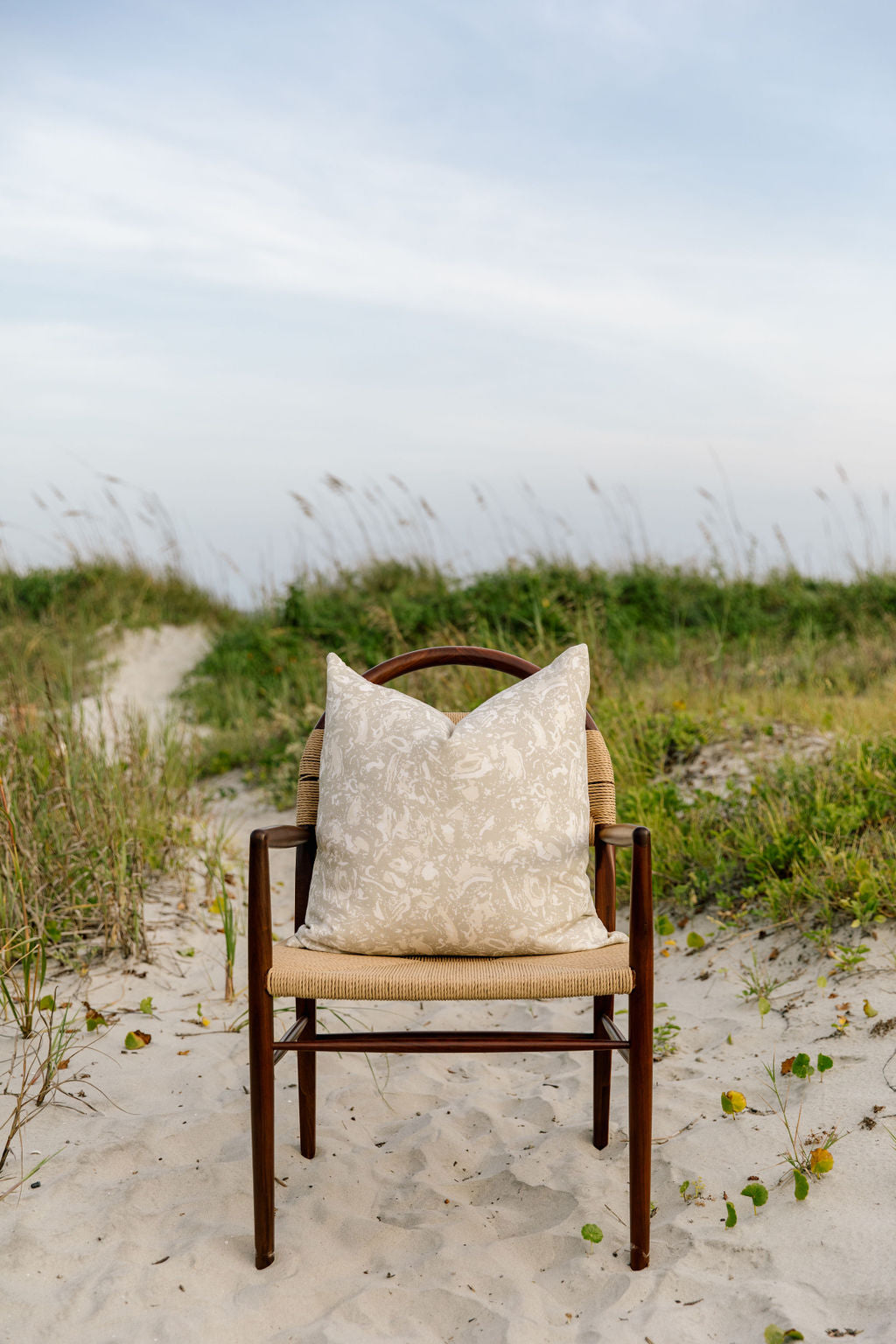 River Reef Pillow in Raffia